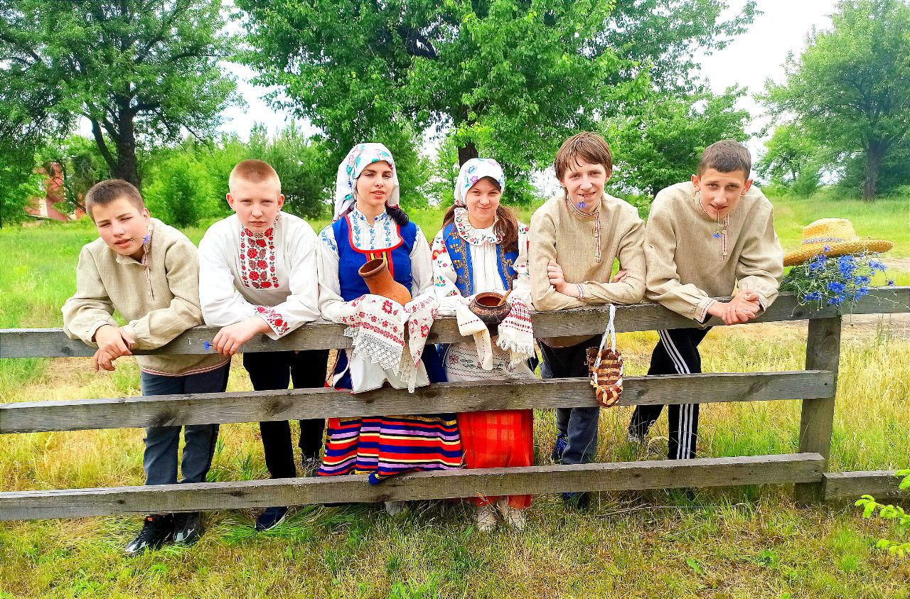 Школьники Светлогорского района возрождают народные традиции | Новости  Светлогорска и Светлогорского района